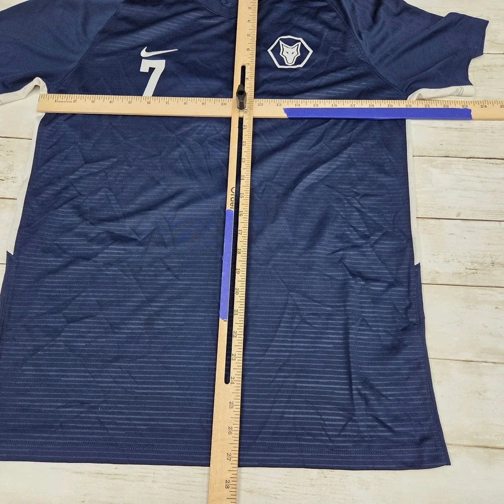 Nike Soccer Jersey Men Large Navy Blue Light Blue 894293 #7‎ Wolf Crest 7 Lot 2